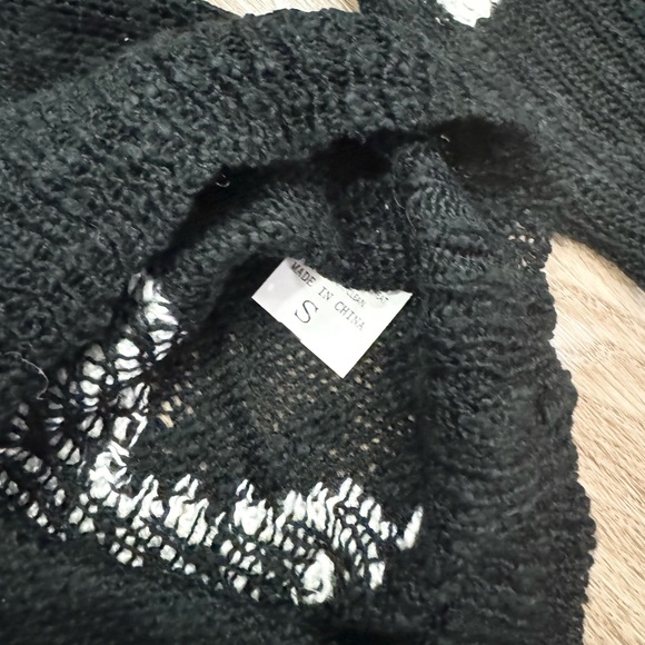 Lightening Bolt Sheer Sweater - Picture 4 of 5